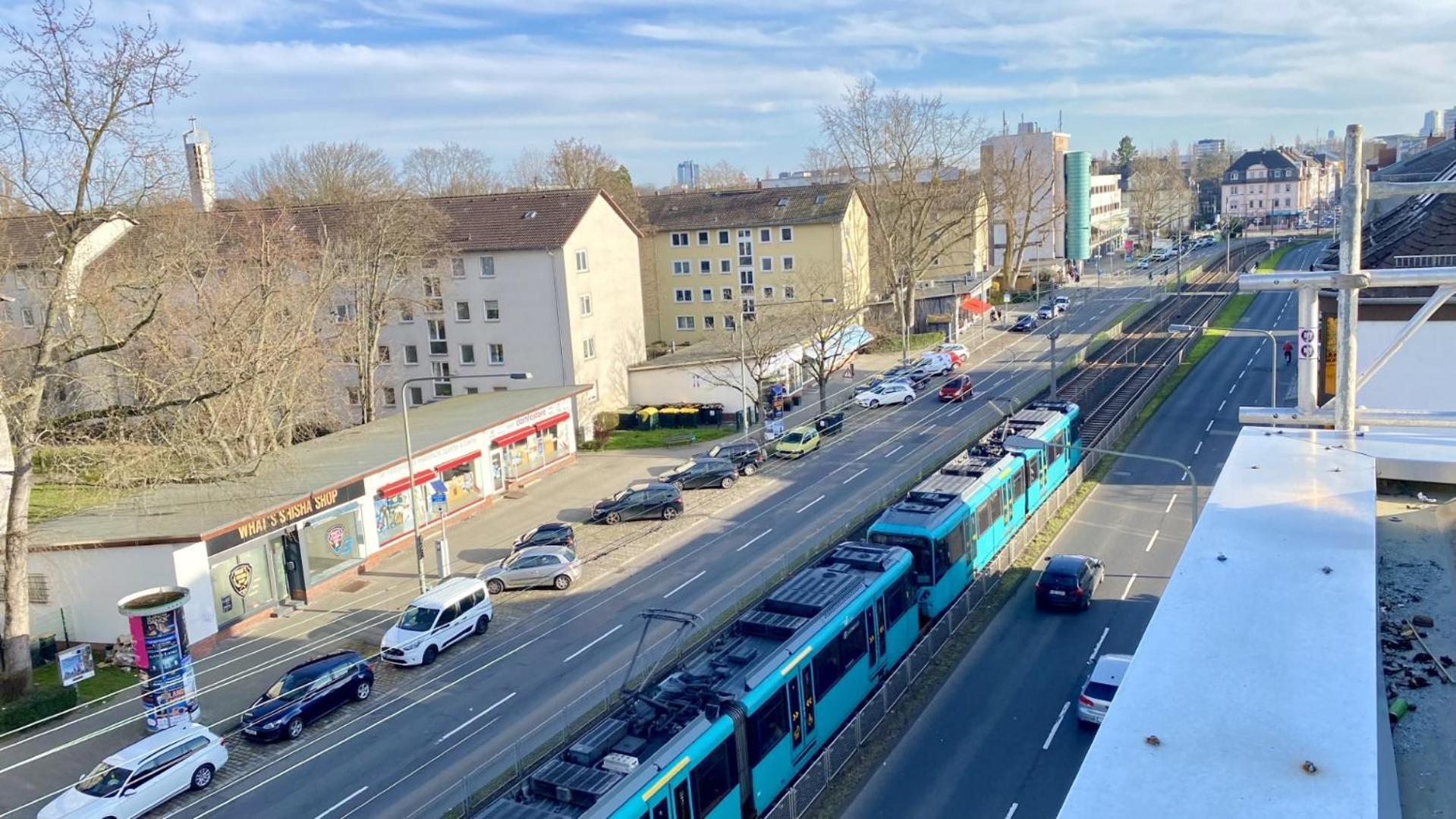 Schoenes Erwachen Im Frankfurter Penthouse Francoforte sul Meno Esterno foto